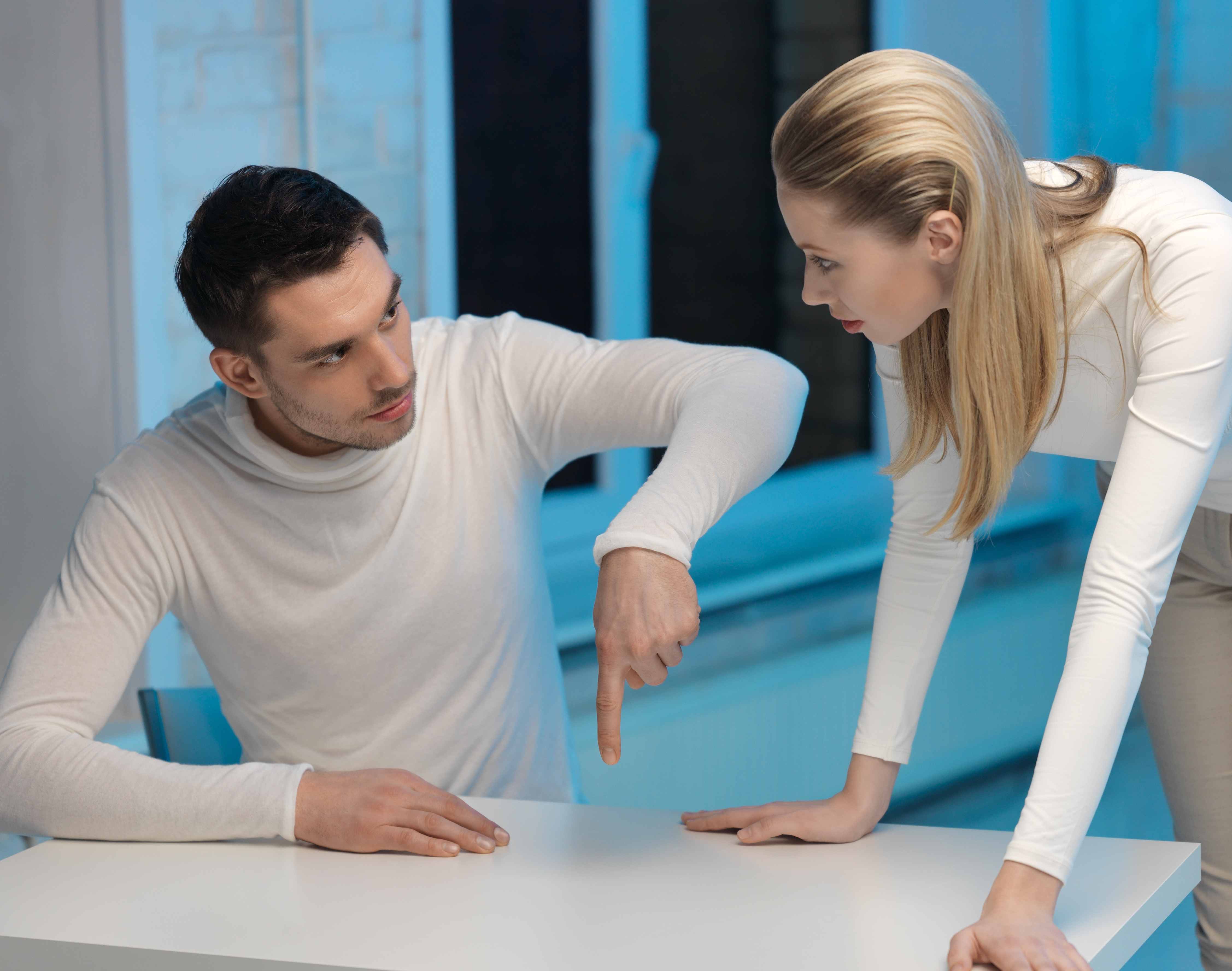 Физический абьюз: как распознать и защититься